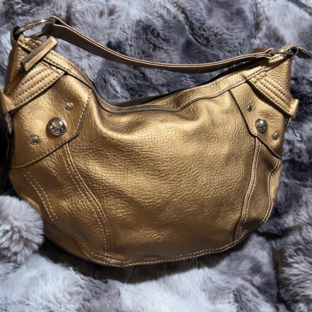 Y2K Gold metallic leather hobo bag with silver hardware #hobo